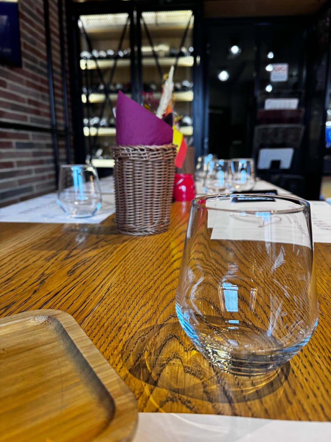 Przygotowany stół w restauracji – finał gry miejskiej